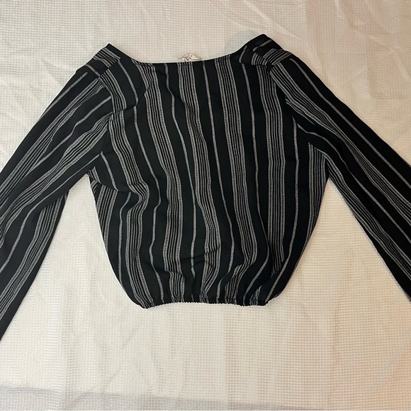 Sadie & Sage Striped Crop Top Women’s Sz M - Picture 8 of 11
